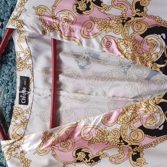 Gorgeous vintage silk like dress - Picture 2 of 6